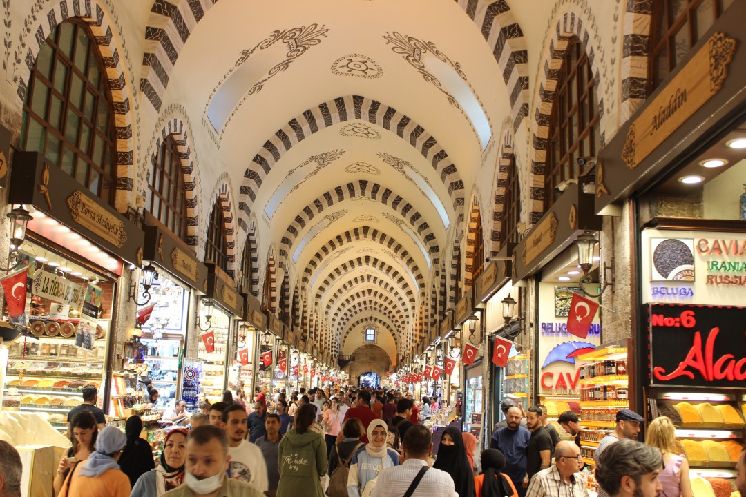 Istanbul Grand Bazaar: A Treasure Trove of Business Wisdom